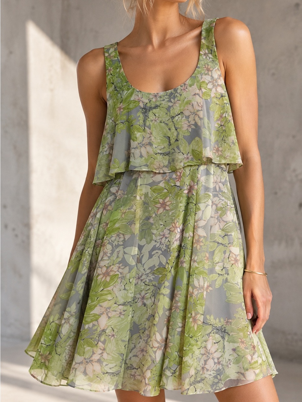 Jessica Simpson Green Floral Chiffon Popover Dress Size 4 Sleeveless